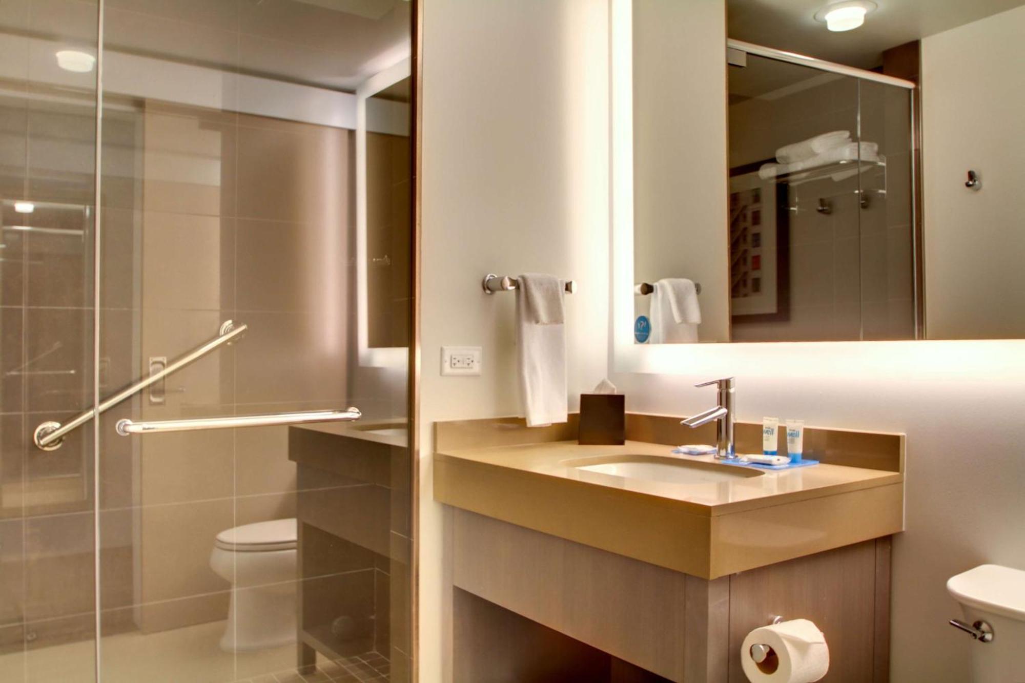 Hyatt House Chicago/Evanston Buitenkant foto