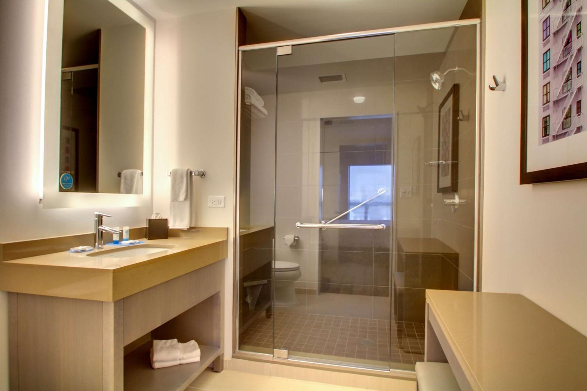 Hyatt House Chicago/Evanston Buitenkant foto